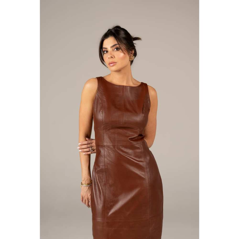 Vestido Midi Feminino Couro Legítimo Gola Canoa Marrom Tabaco Espaço Opção - Imagem 3